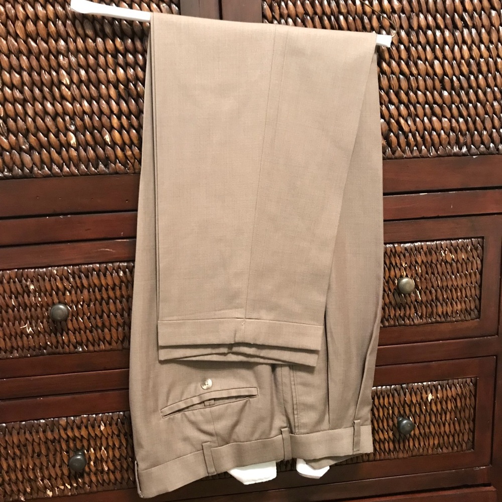 Roundtree and Yorke dress slacks